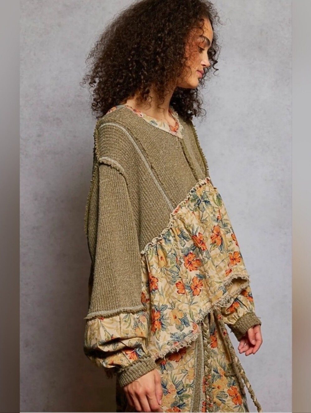 POL Olive Green V-Neck Cut & Sew Sweater Knit Patchwork with Floral Trim Sz S - Picture 3 of 5